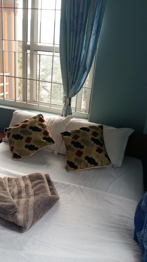 Hotel Bhadrakali Pokhara Inn מראה חיצוני תמונה