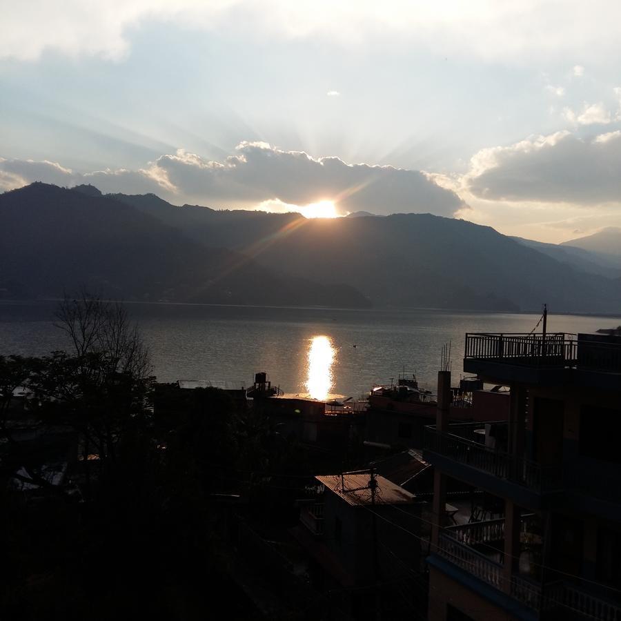 Hotel Bhadrakali Pokhara Inn מראה חיצוני תמונה